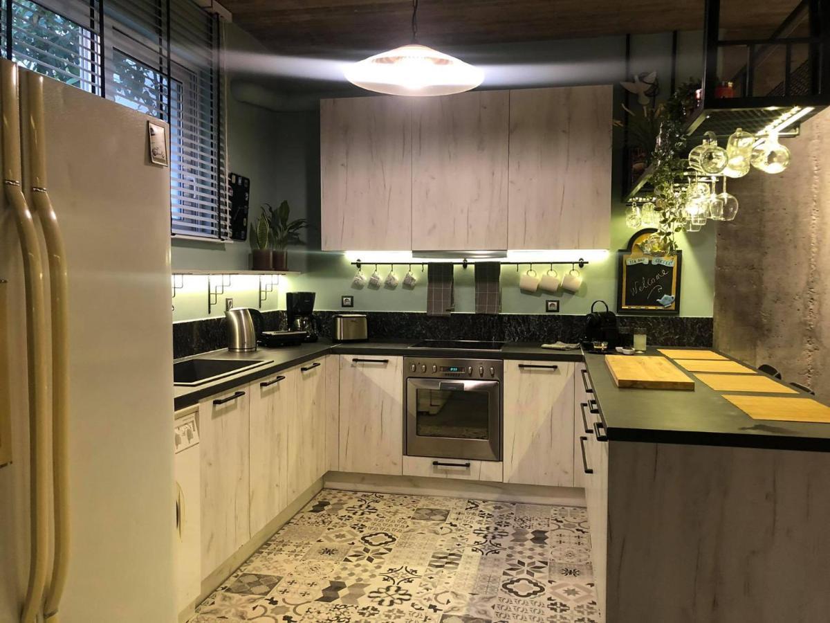 Amazing Semi-Basement Art Apartment Easy Walk To Nafplio Centre Esterno foto